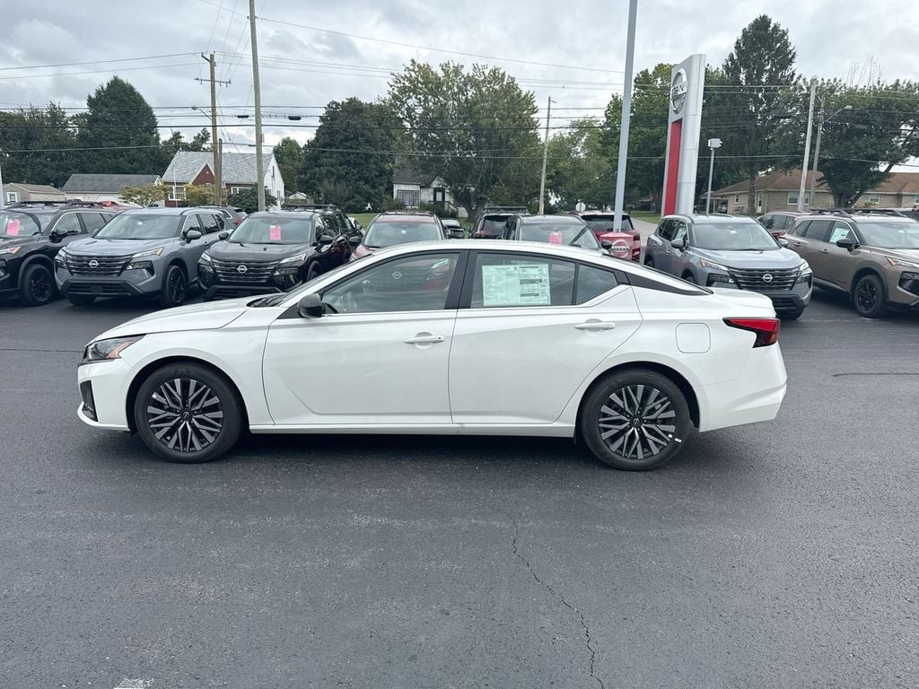 New 2026 Nissan Altima 2.5 SV - photo - 10