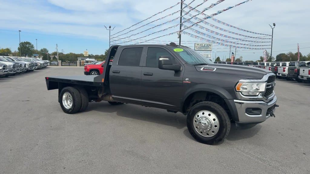 Pre-Owned 2024 Ram 4500HD Tradesman - photo - 7