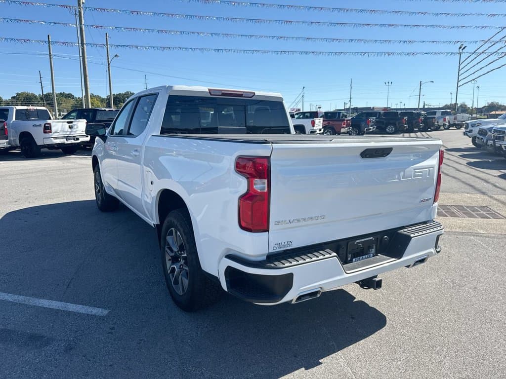 Pre-Owned 2023 Chevrolet Silverado 1500 RST - photo - 11