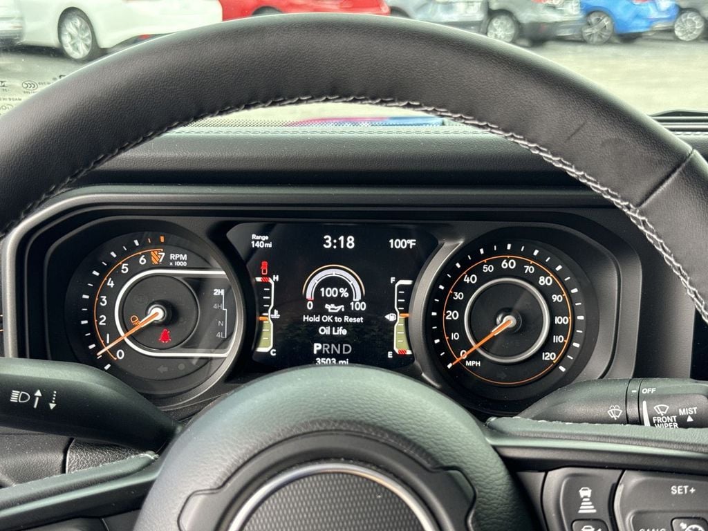 Pre-Owned 2025 Jeep Gladiator High Tide - photo - 23