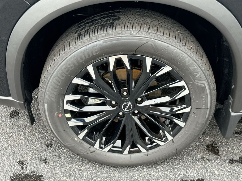 New 2026 Nissan Rogue Dark Armor - photo - 9