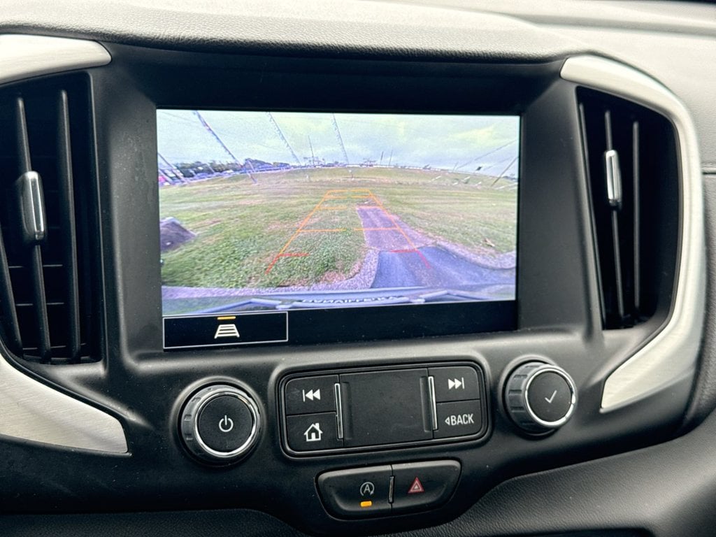 Pre-Owned 2024 GMC Terrain SLT - photo - 28