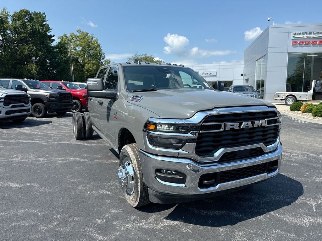 New 2026 Ram 3500 Tradesman - photo - 14