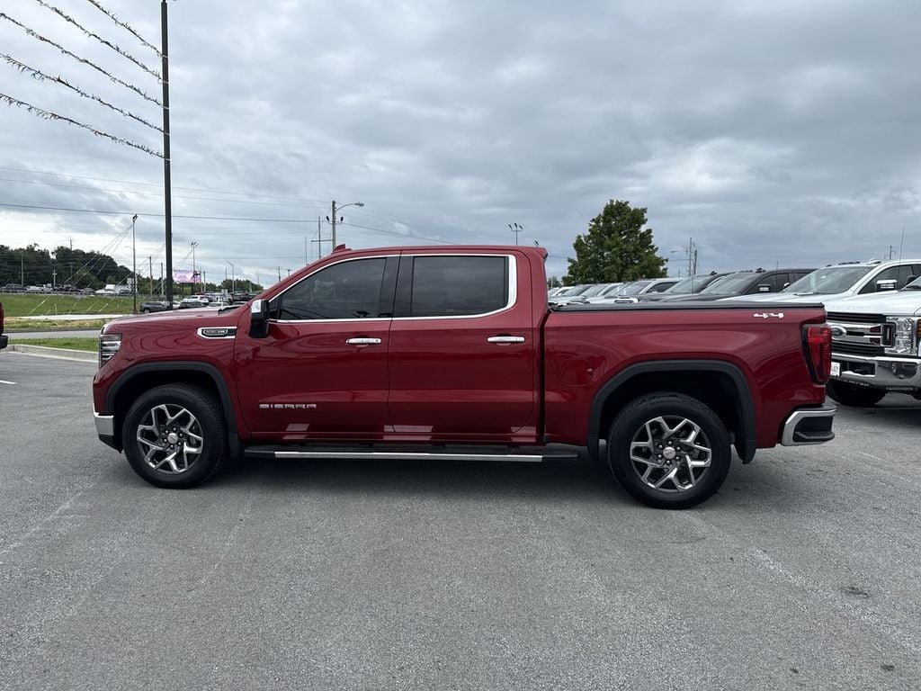 Pre-Owned 2023 GMC Sierra 1500 SLT - photo - 10