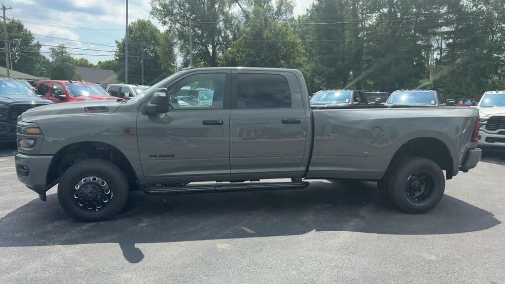 New 2026 Ram 3500 Big Horn - photo - 2