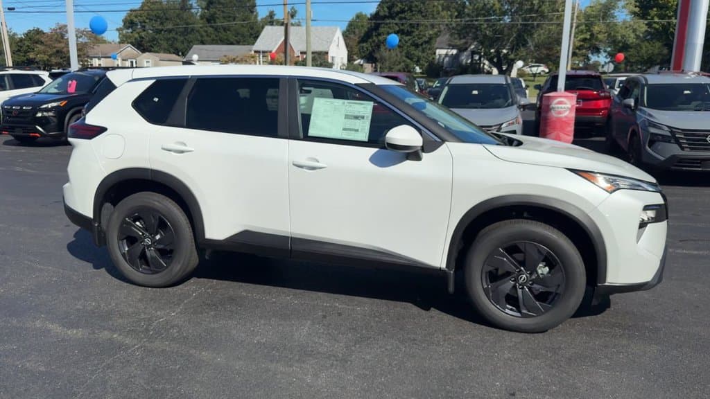 New 2026 Nissan Rogue SV - photo - 7