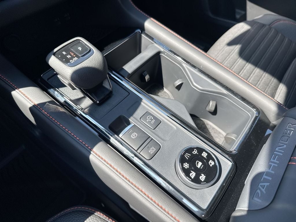 New 2026 Nissan Pathfinder Rock Creek - photo - 27