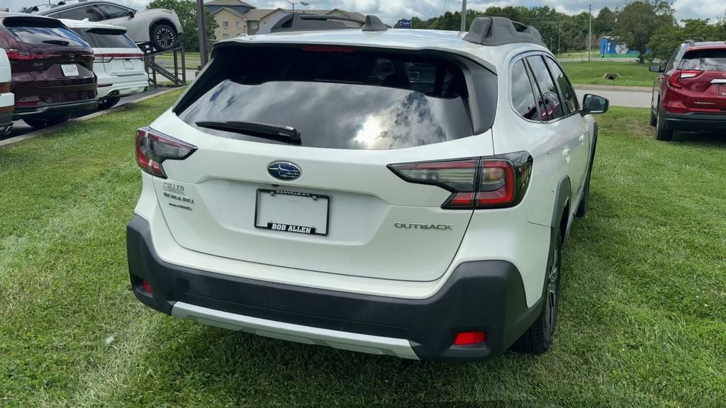 Pre-Owned 2024 Subaru Outback Limited - photo - 5