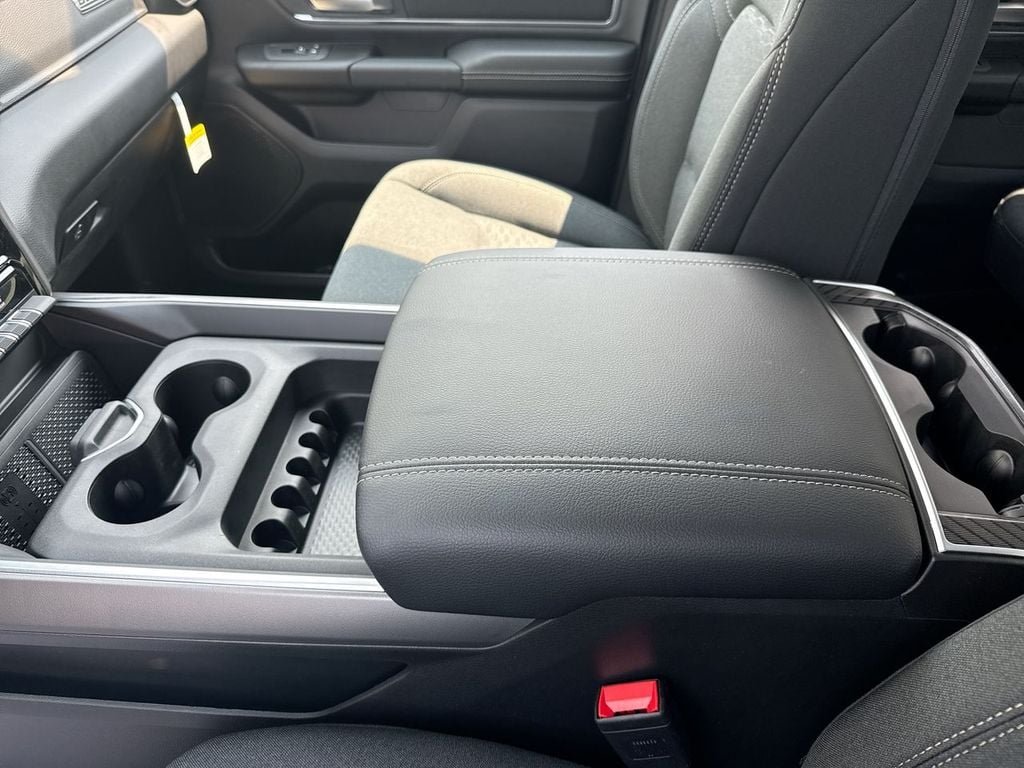 New 2026 Ram 1500 Big Horn/Lone Star - photo - 24