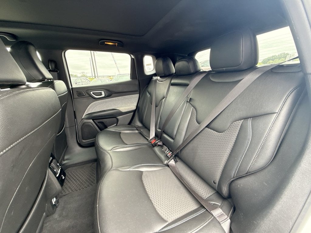 Pre-Owned 2025 Jeep Compass Latitude - photo - 19