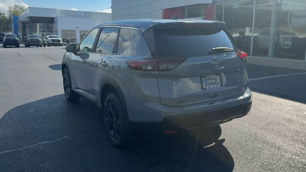 New 2026 Nissan Rogue SV - photo - 4