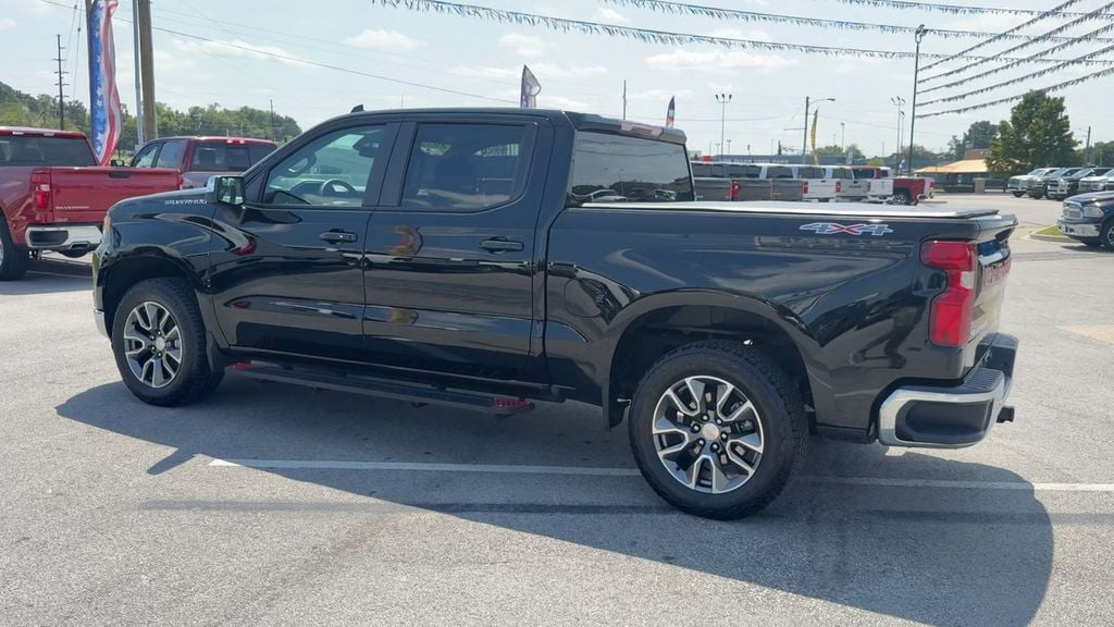 2025 Chevrolet Silverado 1500 LT Photo in Danville KY 40422