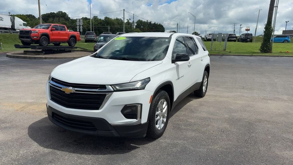 2023 Chevrolet Traverse LS Photo in Danville KY 40422