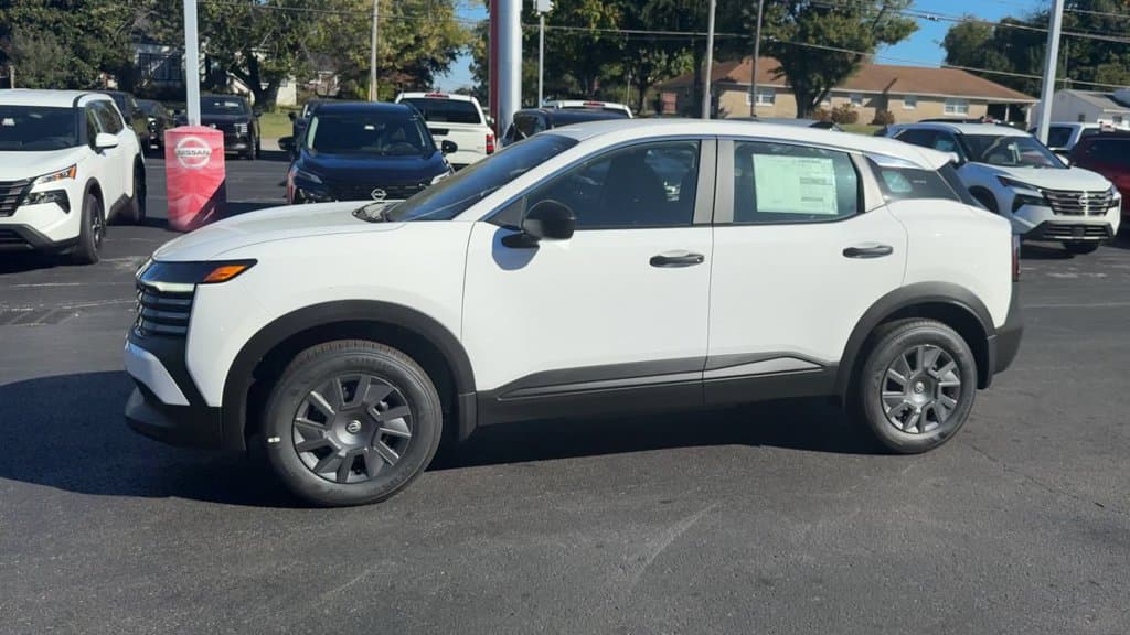 2027 Nissan Kicks S Photo in Danville KY 40422