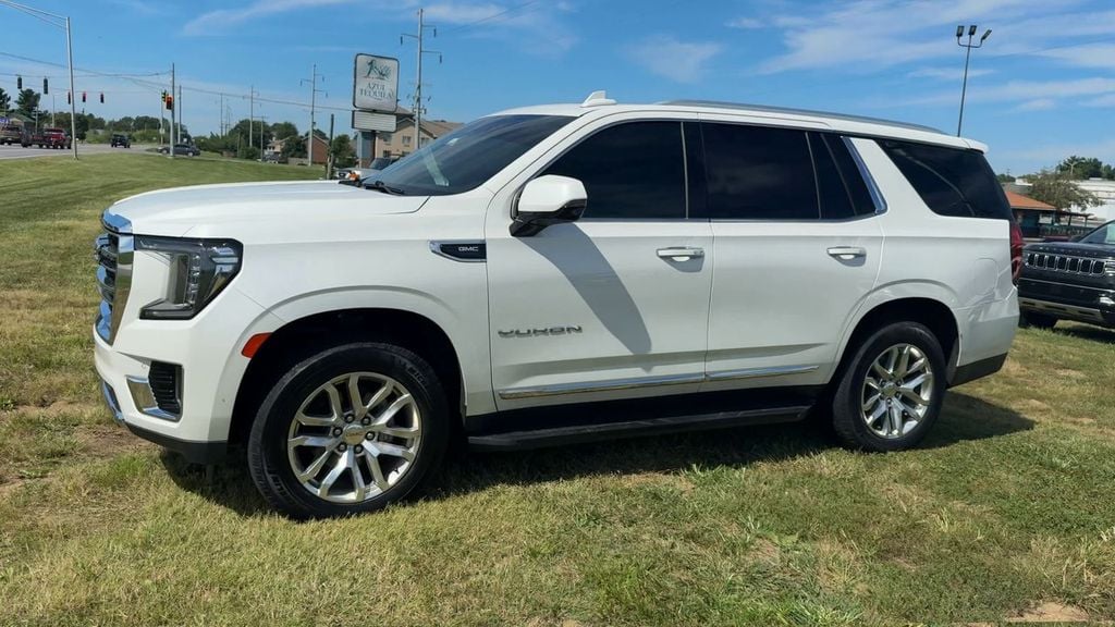 2022 GMC Yukon SLT Photo in Danville KY 40422