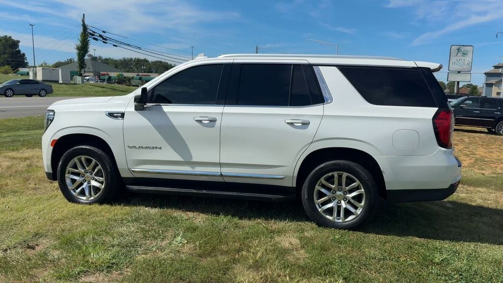 2022 GMC Yukon SLT Photo in Danville KY 40422