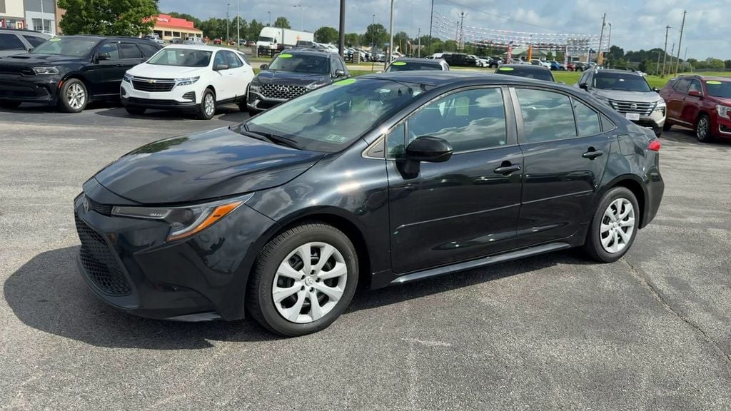 2022 Toyota Corolla LE Photo in Danville KY 40422