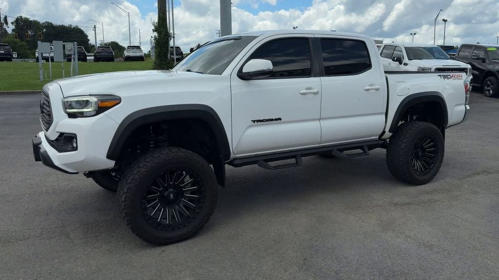 2022 Toyota Tacoma TRD Off-Road Photo in Danville KY 40422