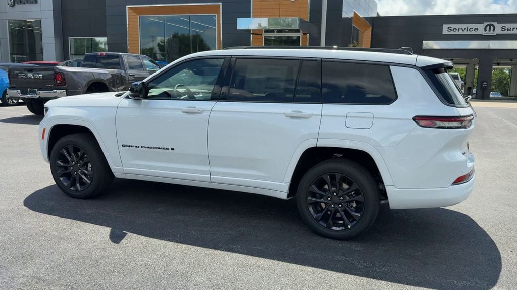 2026 Jeep Grand Cherokee L Limited Reserve Photo in Danville KY 40422