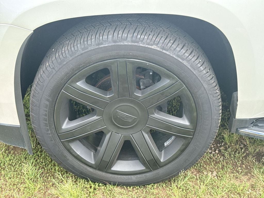 2020 Cadillac Escalade ESV Premium Photo in Danville KY 40422