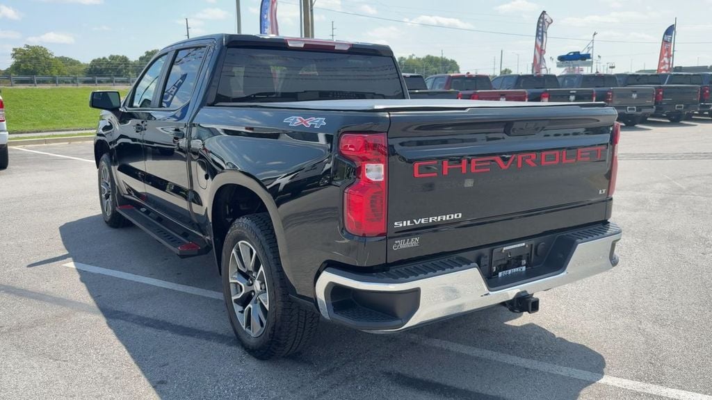 2025 Chevrolet Silverado 1500 LT Photo in Danville KY 40422