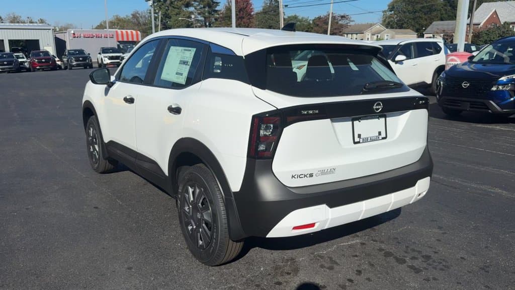2027 Nissan Kicks S Photo in Danville KY 40422
