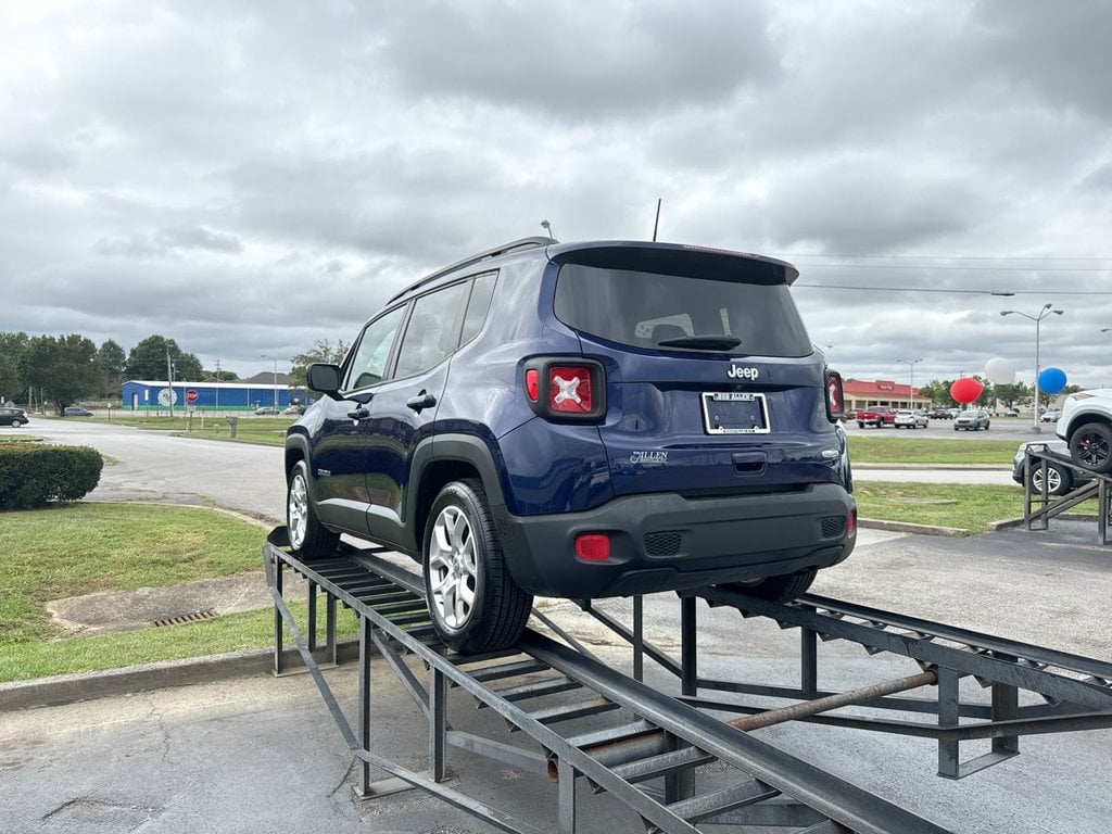 2018 Jeep Renegade Latitude Photo in Danville KY 40422