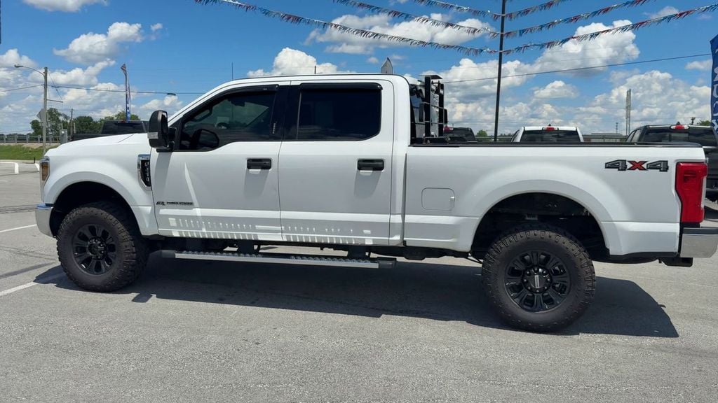 2018 Ford F-250SD XLT Photo in Danville KY 40422