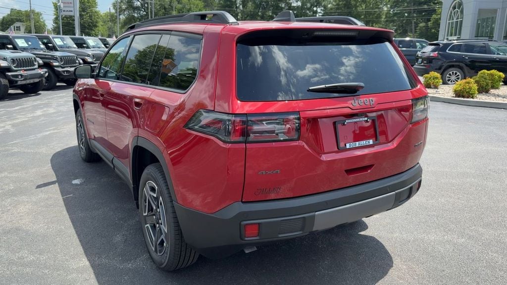 2026 Jeep Cherokee Laredo Photo in Danville KY 40422