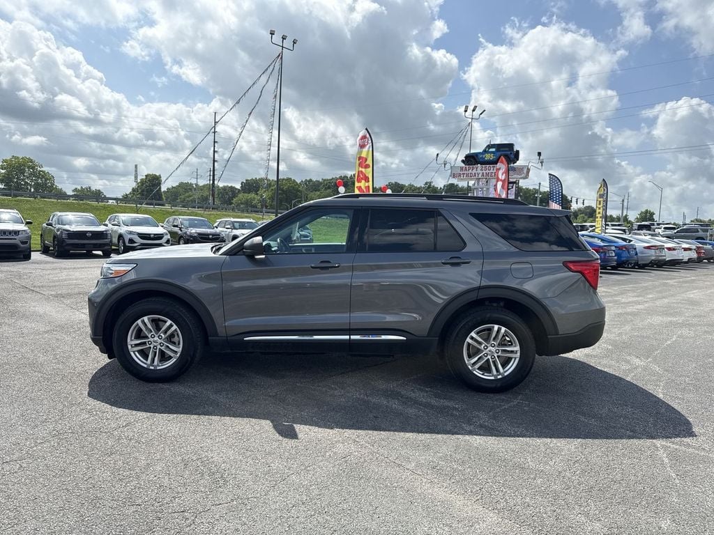 2023 Ford Explorer XLT Photo in Danville KY 40422