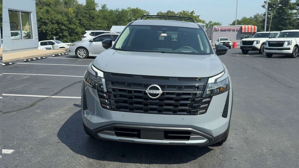 2026 Nissan Pathfinder Platinum Photo in Danville KY 40422