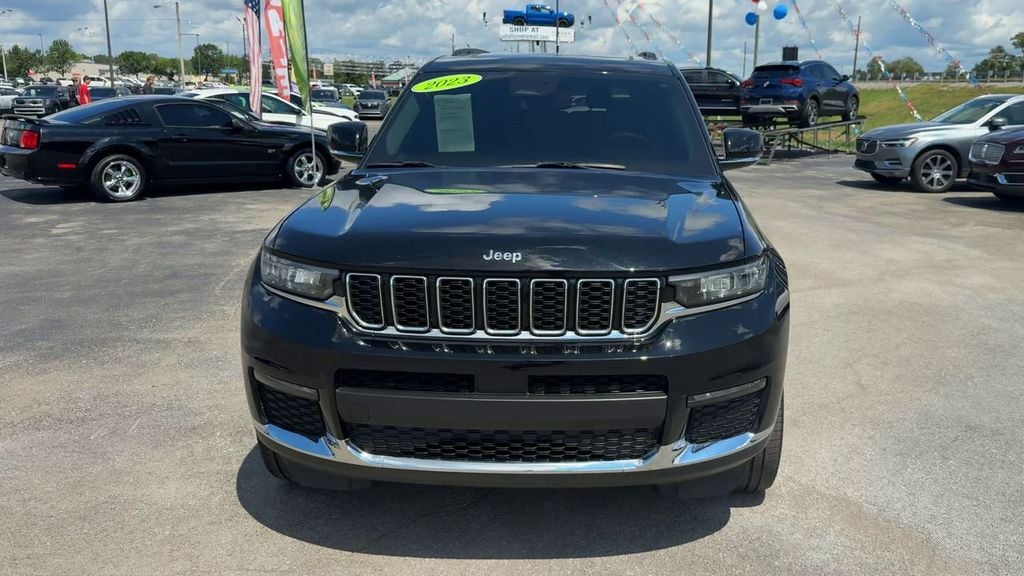 2023 Jeep Grand Cherokee L Limited Photo in Danville KY 40422