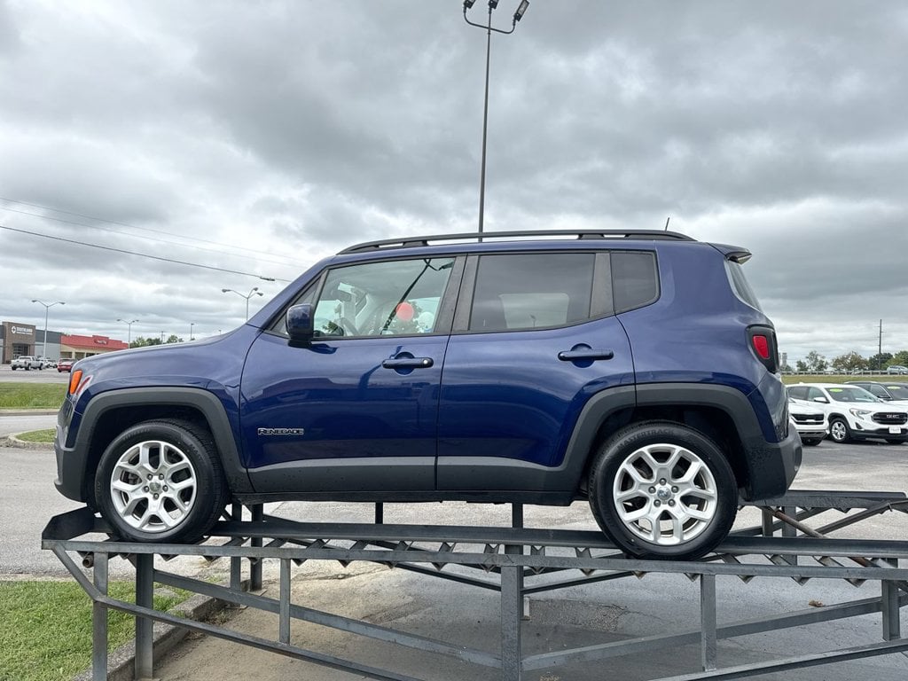 2018 Jeep Renegade Latitude Photo in Danville KY 40422