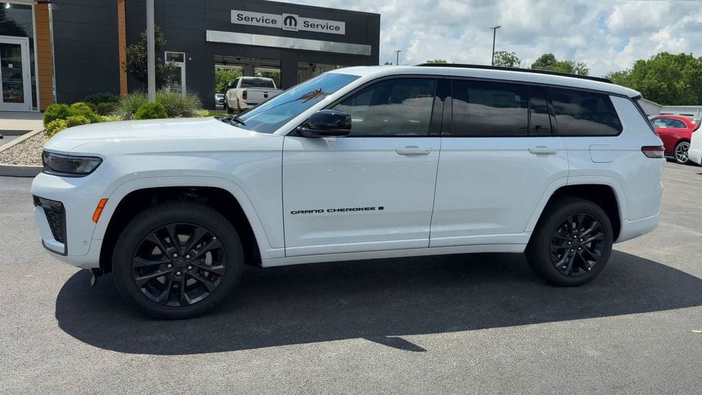 2026 Jeep Grand Cherokee L Limited Reserve Photo in Danville KY 40422