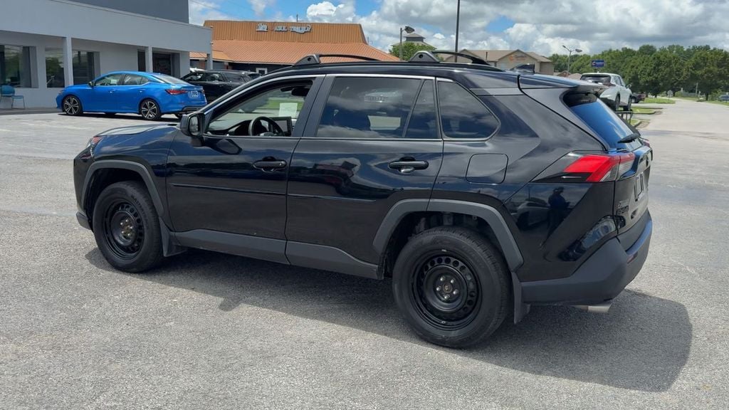 2021 Toyota RAV4 LE Photo in Danville KY 40422