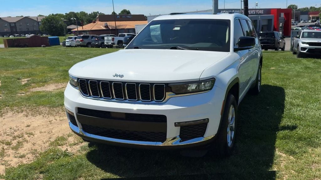 2022 Jeep Grand Cherokee L Limited Photo in Danville KY 40422
