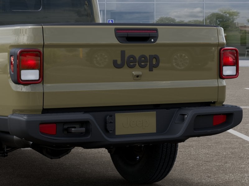 New 2026 Jeep Gladiator Sport S - photo - 35