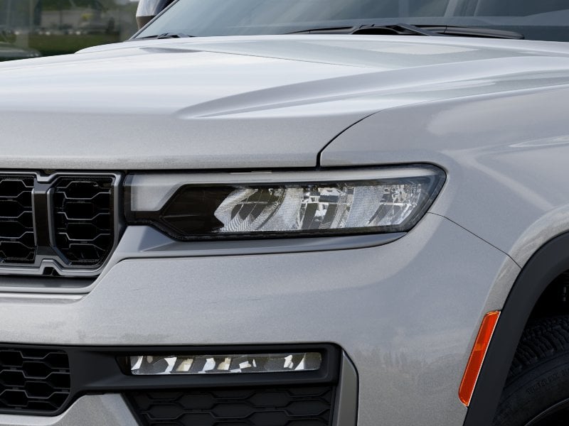 New 2026 Jeep Grand Cherokee L Limited - photo - 9